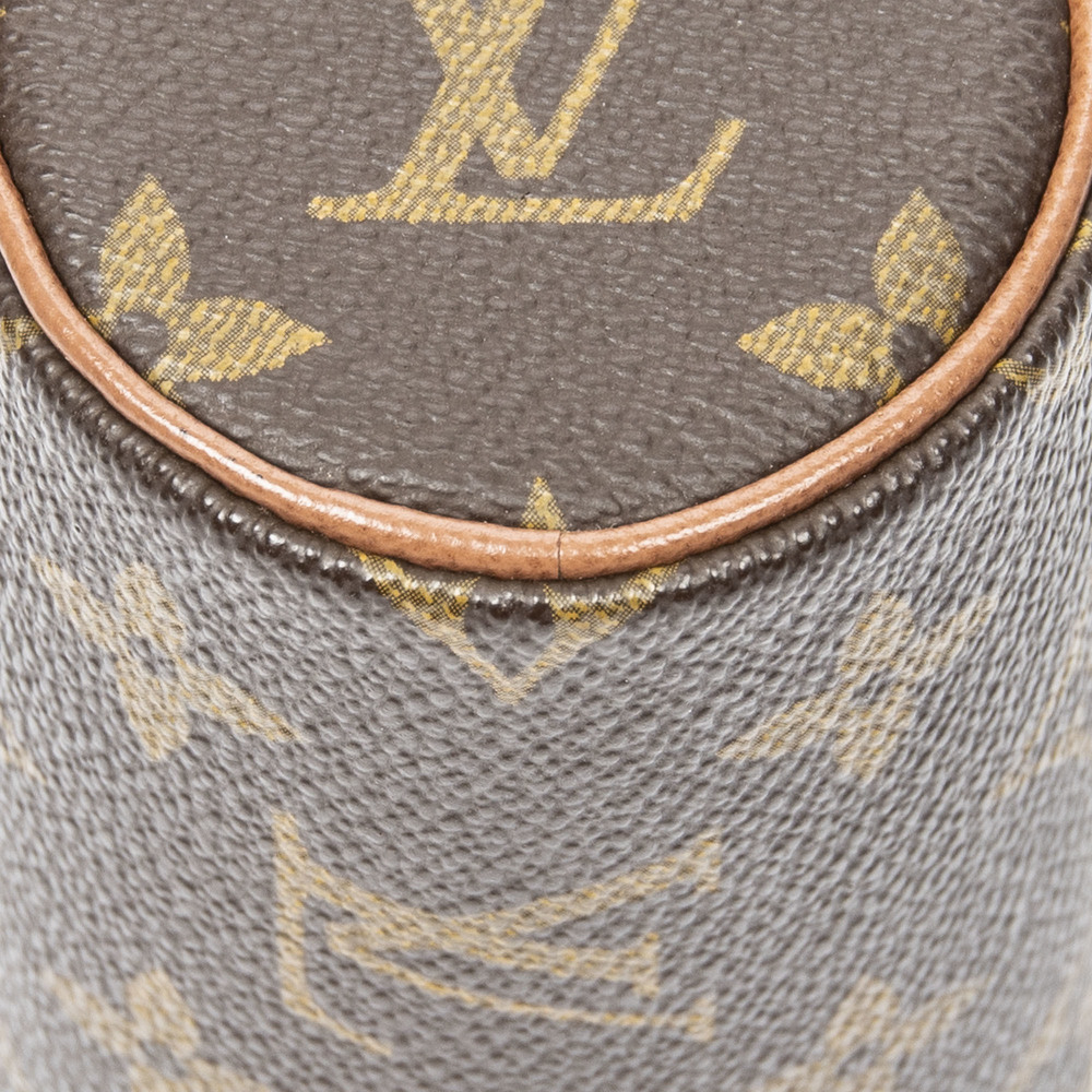 Louis Vuitton Papillon Pouch - Picture 7 of 9